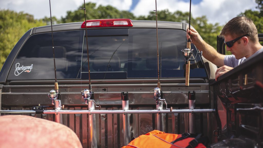 Best Way To Transport a Kayak and Fishing Equipment - Portarod